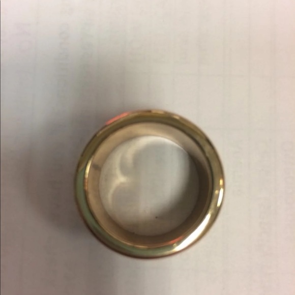 2 Toned Hammered Ring - Picture 3 of 4